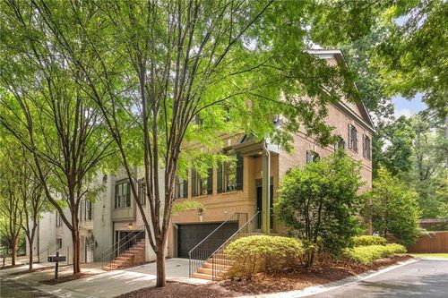 14 Oakhurst Common Dr, Decatur, GA, 30030-4409 | Card Image