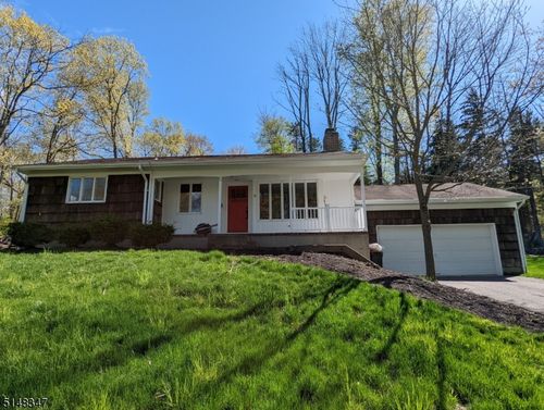 6 W Windy Bush Ln, Sparta, NJ, 07871-2520 | Card Image