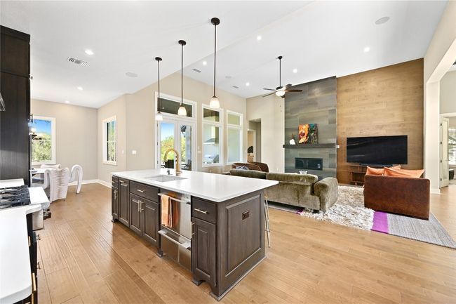 607 Flint Ridge Trl, House other with 4 bedrooms, 5 bathrooms and 5 parking in Georgetown TX | Image 11