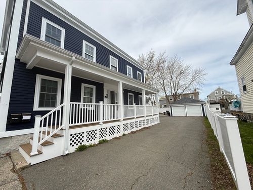 11 Barton St, Salem, MA, 01970-3914 | Card Image