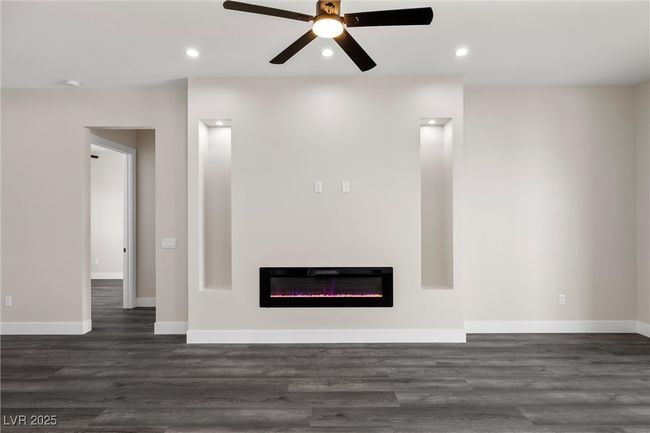 421 W Simkins Rd, House other with 4 bedrooms, 4 bathrooms and null parking in Pahrump NV | Image 11