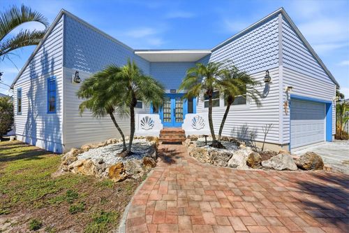 1052 Kant St, ENGLEWOOD, FL, 34224-5044 | Card Image