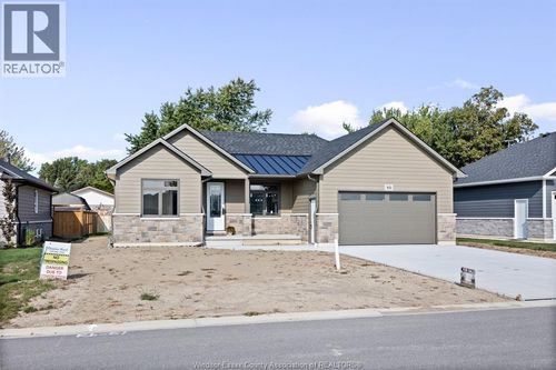 50 Paulus Rd, Tilbury, ON, N0P2L0 | Card Image