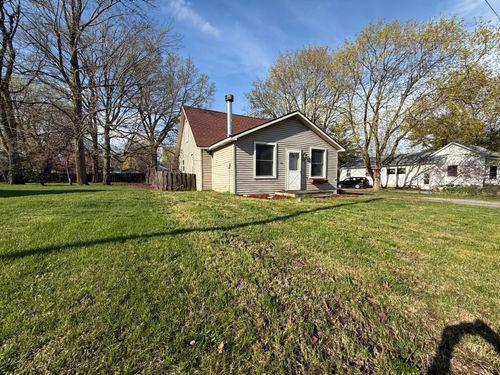 3967 Berrien St, Sawyer, MI, 49125-9262 | Card Image
