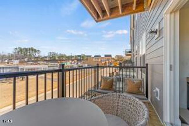 Deck | Image 17