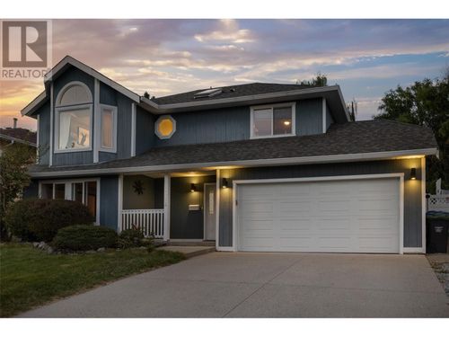 2624 Wild Horse Dr, West Kelowna, BC, V4T2K9 | Card Image