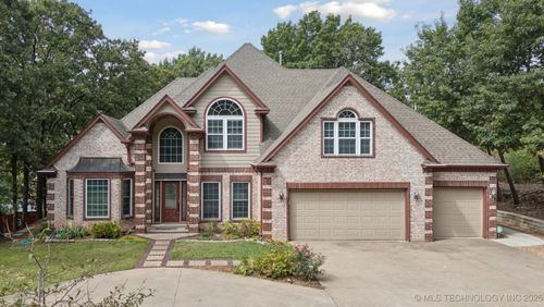 7964 S 33rd West Ave, Tulsa, OK, 74132-2520 | Card Image