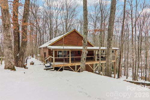 125 Upward Way, Waynesville, NC, 28785-0060 | Card Image