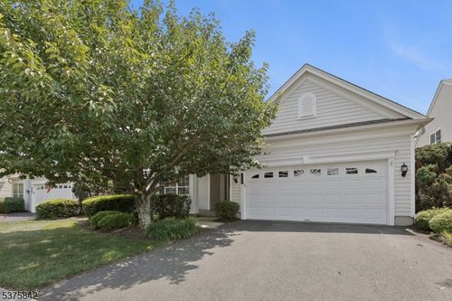 380 Windfall Ln, Somerset, NJ, 08873-6008 | Card Image
