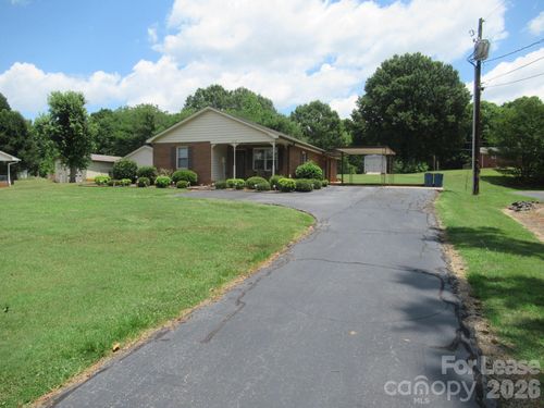 2828 Startown Rd, Newton, NC, 28658-9249 | Card Image