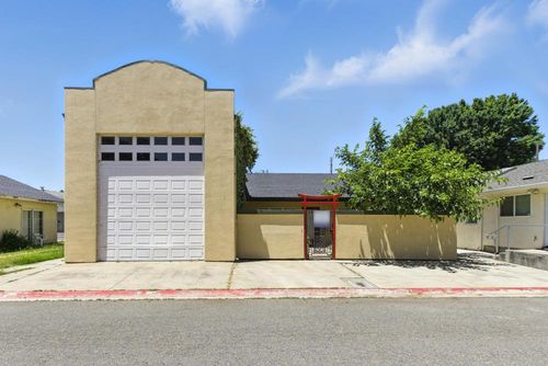 14153 Dye St, Walnut Grove, CA, 95690-8003 | Card Image