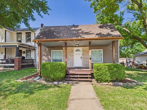 608 S Lowman St, Fort Scott, KS, 66701-2318 | Card Image