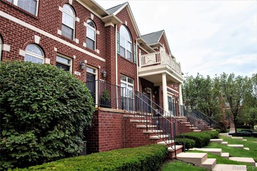 112-1446 Raliegh Pl, Troy, MI, 48084-7055 | Card Image