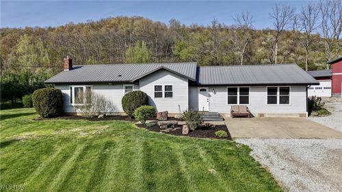 10913 Us Route 62, Killbuck, OH, 44637-9723 | Card Image
