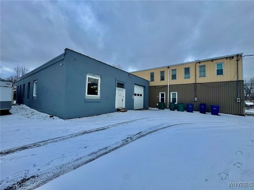 58 Rano St, Buffalo, NY, 14207-2108 | Card Image