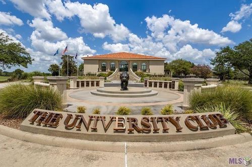 2224 Thomas Boyd Dr, Baton Rouge, LA, 70810-8453 | Card Image