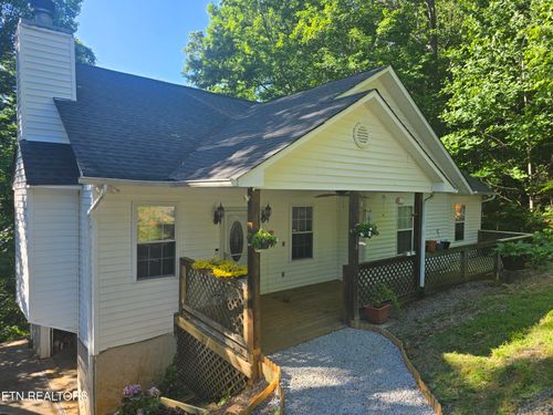 3238 Four M Cir, Kodak, TN, 37764-2394 | Card Image