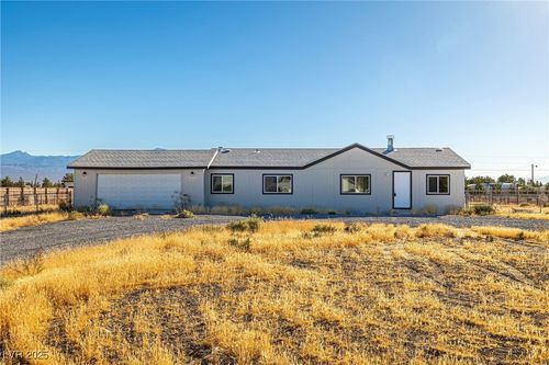 1621 Windy Ln, Pahrump, NV, 89048-5252 | Card Image
