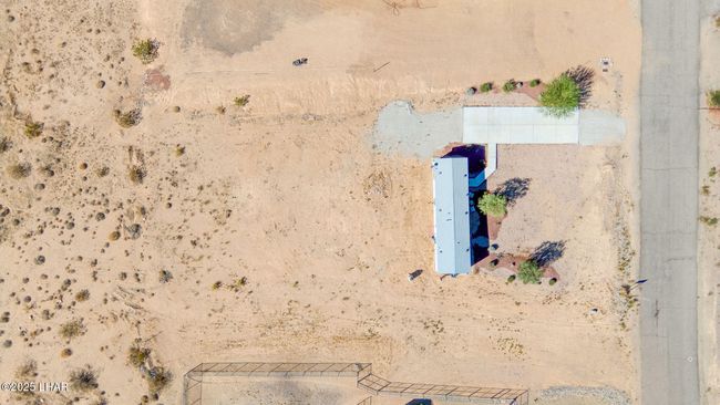 10747 Paradise Trails Rd, House other with 2 bedrooms, 1 bathrooms and null parking in Yucca AZ | Image 34