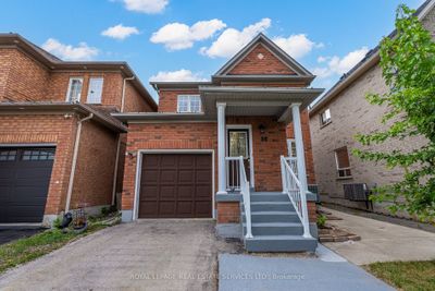 35 Pauline Cres, House other with 3 bedrooms, 4 bathrooms and 3 parking in Brampton ON | Image 1