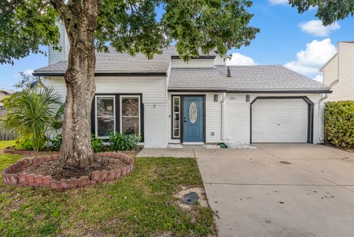 351 Canterbury Cir Nw, Fort Walton Beach, FL, 32548-4588 | Card Image