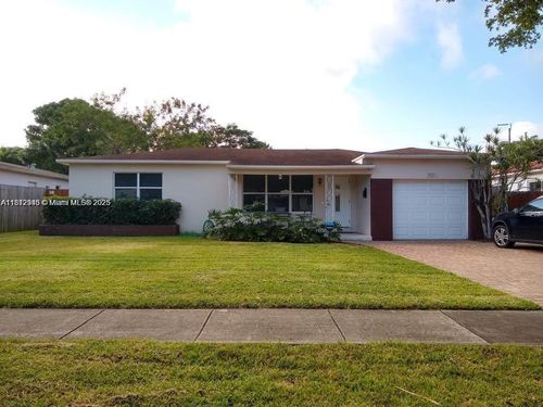 5634 Madison St, Hollywood, FL, 33023-1455 | Card Image