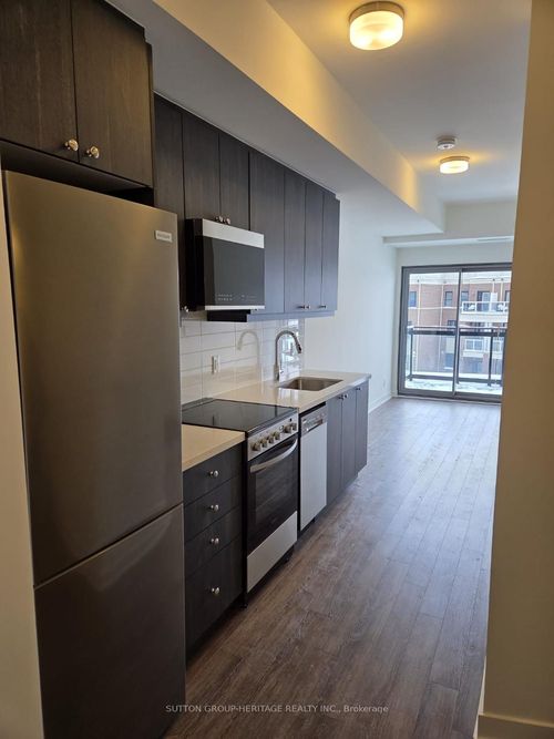 314-51 Clarington Boulevard, Clarington, ON, L1C7J8 | Card Image