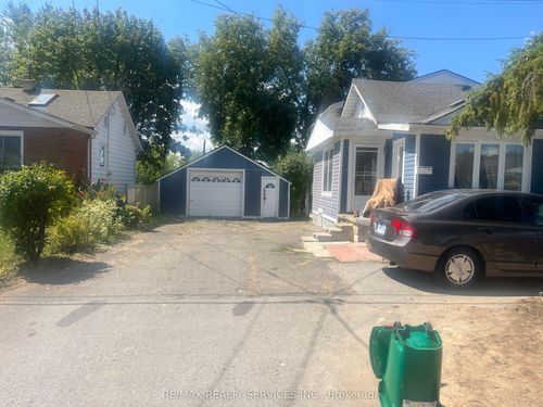 4557 Lee Ave, Niagara Falls, ON, L2H1M5 | Card Image