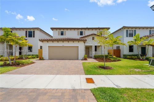 11932-11932 Sw 241st Ter, Homestead, FL, 33032-3046 | Card Image