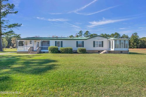 51 Shaw Rd, Riegelwood, NC, 28456-9268 | Card Image