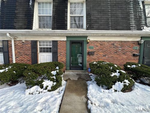 420 Chapel Ridge Dr, Hazelwood, MO, 63042-2606 | Card Image