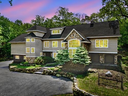 156 Kingsland Rd, Boonton Twp, NJ, 07005-9031 | Card Image