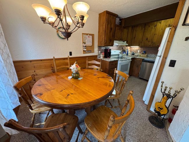 C - 301C Vt Route 100, Condo with 3 bedrooms, 3 bathrooms and null parking in West Dover VT | Image 10