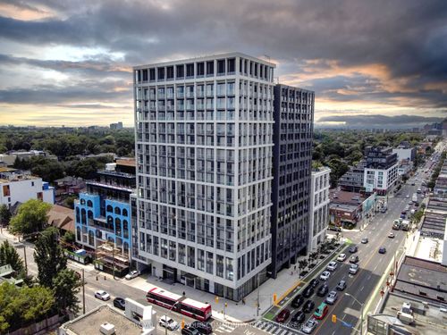ph06-2020 Bathurst St, York, ON, M5P0A6 | Card Image
