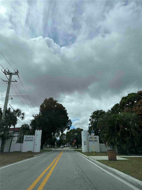 apt-405-2061 Nw 47th Ter, Lauderhill, FL, 33313-4164 | Card Image