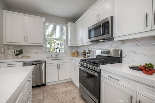 1132 Delpy View Pt, Vista, CA, 92084-4837 | Card Image