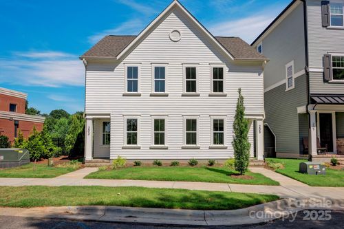 203 Davidson Gateway Dr, Davidson, NC, 28036-7005 | Card Image