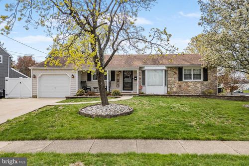 300 Westminster Blvd, TURNERSVILLE, NJ, 08012-1623 | Card Image