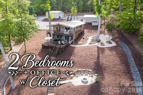512 Deerfield Rd, Mount Gilead, NC, 27306-8819 | Card Image