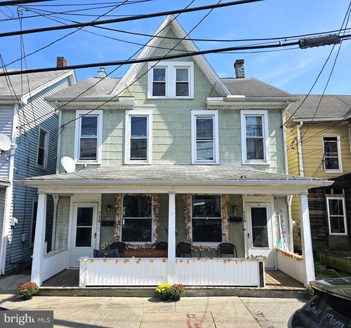 136 &amp; 138 Pannebaker Avenue, LEWISTOWN, PA, 17044 | Card Image