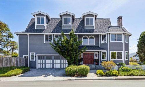 533 Alsace Loraine Ave, Half Moon Bay, CA, 94019-1801 | Card Image