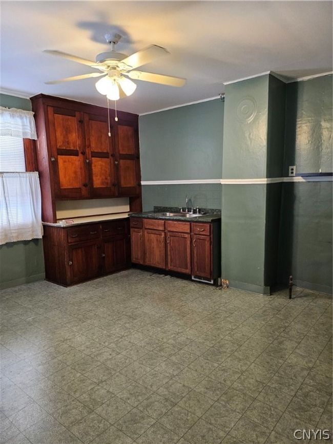 809 Hamilton Street, For Sale in Utica Zoocasa