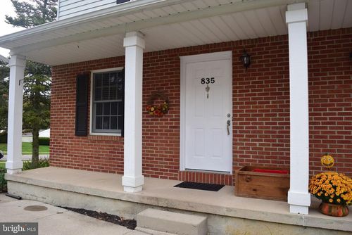 835 Galen Dr, STATE COLLEGE, PA, 16803-1123 | Card Image