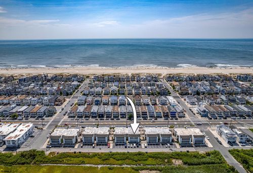 8-4442 West Ave, Ocean City, NJ, 08226-1547 | Card Image