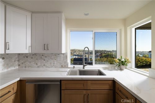 27802 Paguera, Mission Viejo, CA, 92692-1123 | Card Image
