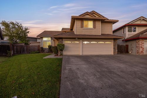 7305 Roxanne Ln, Rohnert Park, CA, 94928-2967 | Card Image