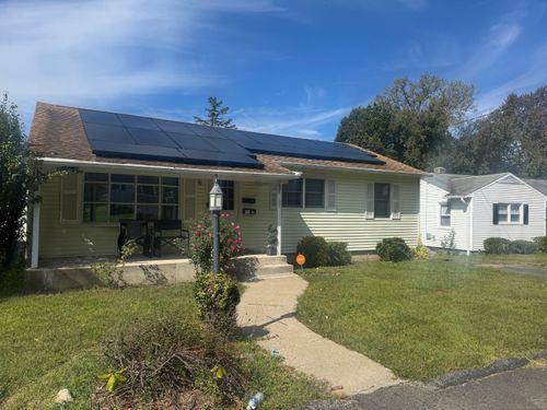 69 Tree Hill Rd, Waterbury, CT, 06708-3446 | Card Image