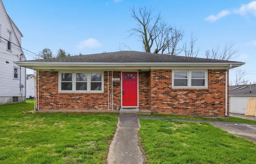 253 E Court St, Lawrenceburg, KY, 40342-1113 | Card Image
