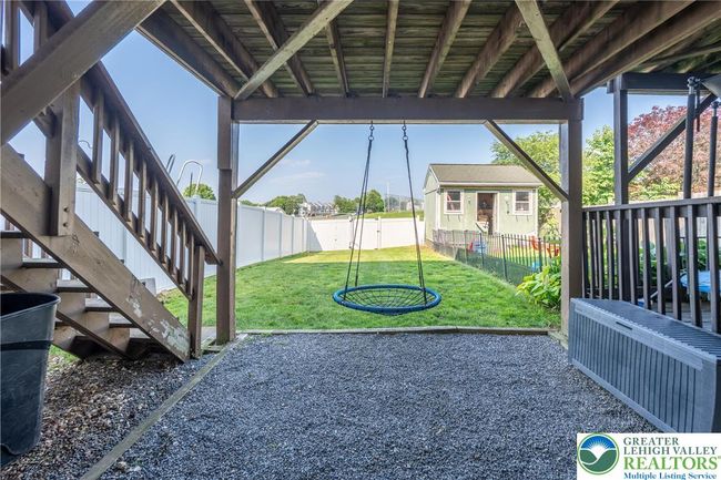 219 Flint Hill Rd, Townhouse with 3 bedrooms, 3 bathrooms and null parking in ALBURTIS PA | Image 22