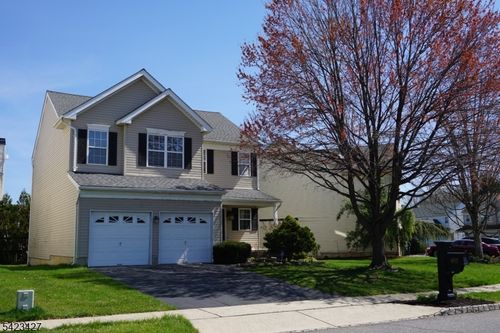 403 Hamilton Dr, Stewartsville, NJ, 08886-2658 | Card Image